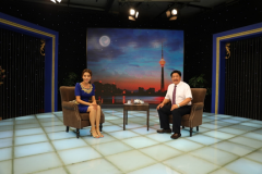 恩施清外校长姚源波做客《逐梦年代》